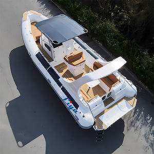 gommone fuoribordo