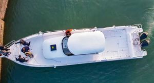 barca da pesca e diporto fuoribordo