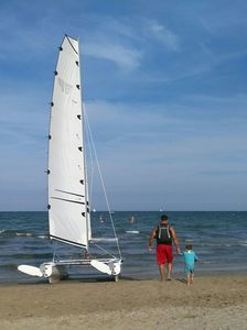 catamarano sportivo da turismo