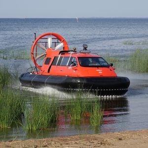 hovercraft commerciale