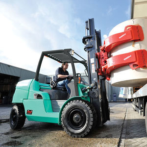 carrello elevatore per cantiere navale