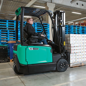 carrello elevatore per cantiere navale