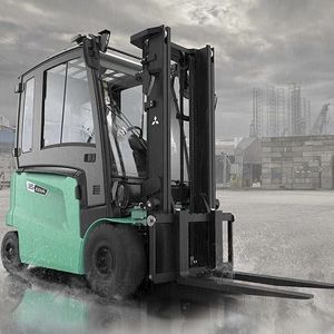 carrello elevatore per cantiere navale