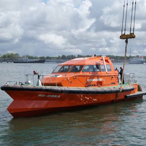 nave di ricerca e salvataggio