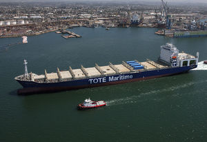 nave cargo portacontainer / post-panamax / super post-panamax