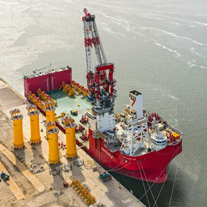 nave di supporto offshore per costruzione