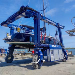 travel lift controllato a distanza 1