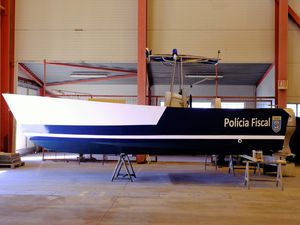 barca professionale patrol boat
