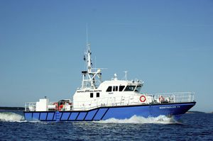 barca professionale patrol boat
