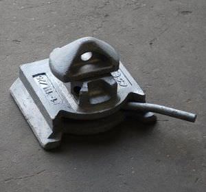 twist lock per l'ancoraggio dei container a coda di rondine