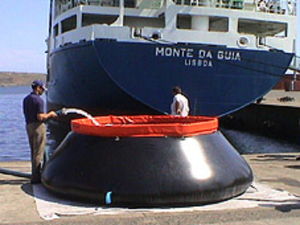 serbatoio di idrocarburi / di stoccaggio temporaneo / autoportante