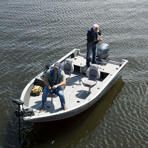 bay boat fuoribordo 1