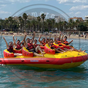ciambella trainata max. 11 persone 1