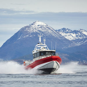 barca professionale patrol boat 1