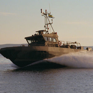 barca professionale patrol boat 1