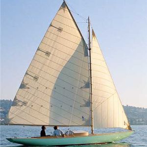monoscafo / tradizionale / con poppa aperta / in legno