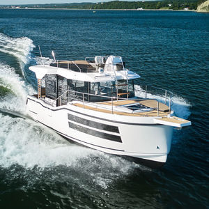 trawler entrobordo