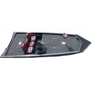 bass boat fuoribordo