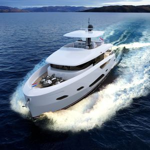 motor-yacht da crociera