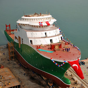nave di supporto offshore per ispezione manutenzione riparazione di piattaforme IMR