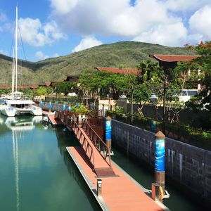 pontile galleggiante