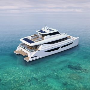 motor-yacht catamarano