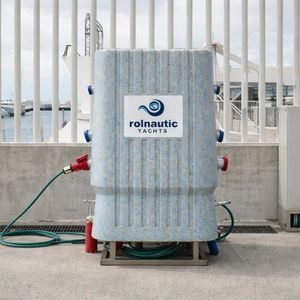 colonnina di distribuzione elettrica