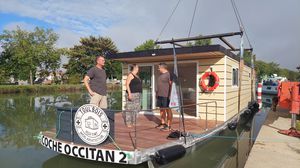 barca a motore house-boat entrobordo