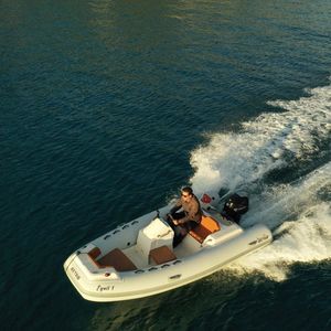 gommone fuoribordo 1