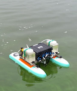 drone marino per l’ispezione in acqua ferma