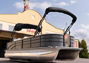 pontoon boat fuoribordo
