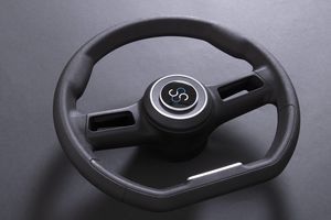 volante per barca a motore rivestito con vernice poliuretanica 1