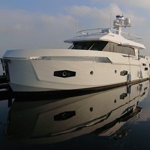 motor-yacht da crociera