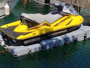 pontile galleggiante