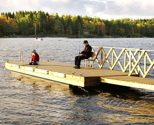 pontile galleggiante / imbarcadero / per marina / in legno