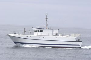 nave da pesca palamito