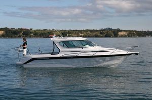 cabin-cruiser entrobordo