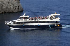 traghetto passeggeri catamarano 1