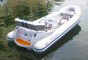 gommone a idrogetto 1