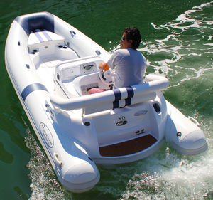 gommone a idrogetto 1
