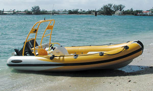 gommone fuoribordo