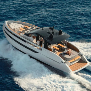 motor-yacht da crociera 1