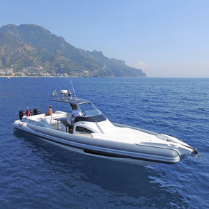 gommone entrobordo