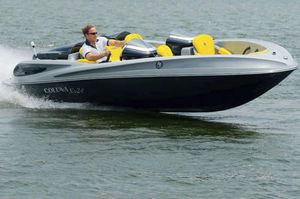 runabout a idrogetto / bow-rider / con dual console / max. 6 persone
