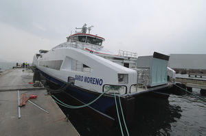 traghetto passeggeri catamarano 1