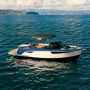 cabin-cruiser entrobordo
