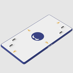 gioco acquatico con piattaforma