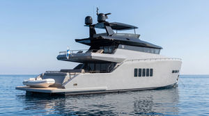 motor-yacht da crociera 1