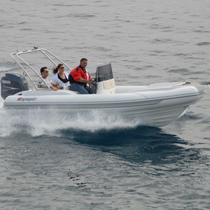 gommone fuoribordo