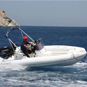 gommone fuoribordo